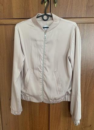 Куртка бомбер ветровка