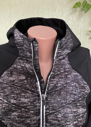 Спортивна куртка кофта з капюшоном