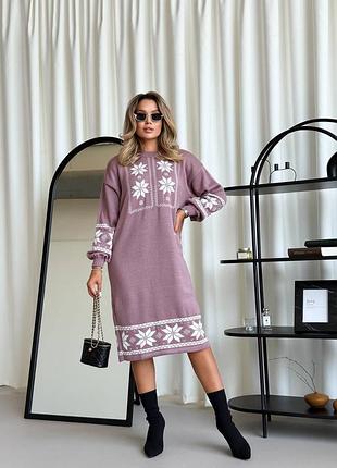 Женские теплое платье миди трикотаж с принтом вышивка осень демисезон