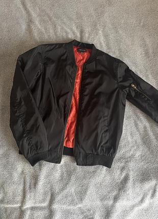 Бомбер new look