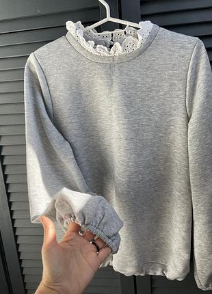 Кофта с рюшами