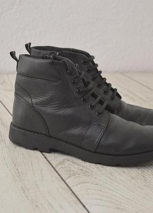 Clarks жіночі шкіряні чоботи чорного кольору оригінал 37 розмір