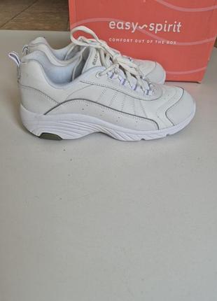 Кожаные кроссовки 42-43 р