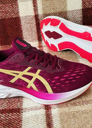 Жіночі кросівки asics novablast 2 (оригінал)