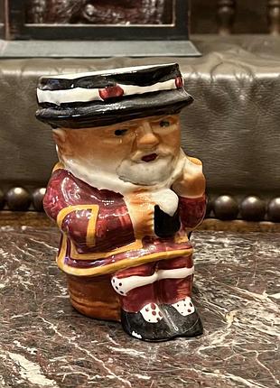 Toby jug / character jug