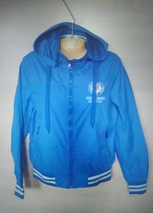 Куртка с капюшоном мужская