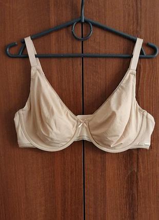 Гладкий мягкий бюстгальтер 90с body essentials tcm tchibo