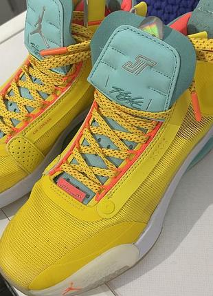 Спортивнi баскетбольнi кросiвки найк