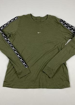 Nike жіночий лонгслів з лампасами хакі