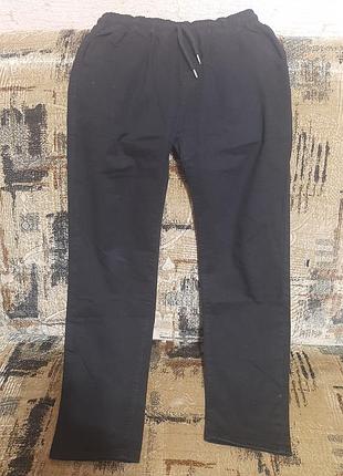 Джинсы для подростка, 12р. 152см., черные, стрейч коттон. пояс резинка + шнуровка, два карман боковых, два с уда. состояние идеальное, классические, повседневные