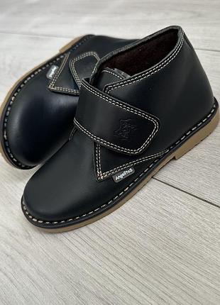 Шкіряні черевики унісекс іспанія взуття на липучці демісезон