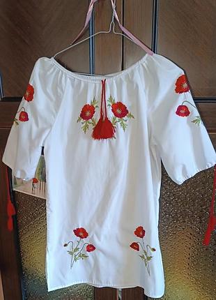 Платье с юбочкой