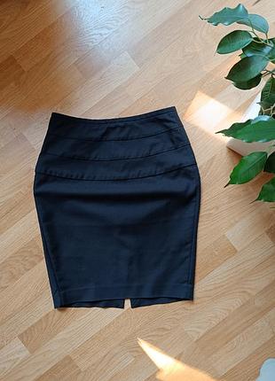 Классическая черная юбка