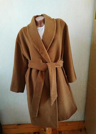 Пальто с поясом/ с шерстью 58%