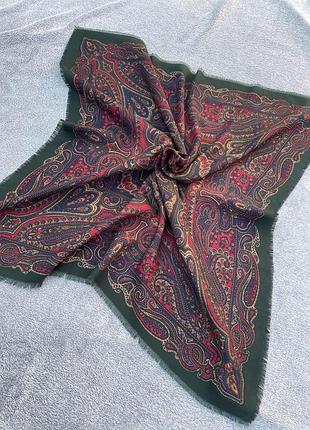 Хустка квадратна павловопосадскому стилі "індійський огірок"