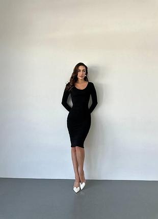 Жіноча сукня