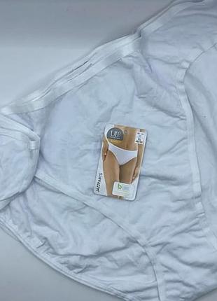 Набір жіночих трусиків