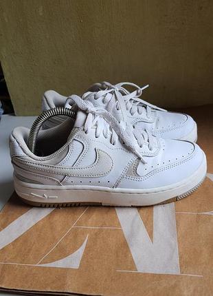 Кроссовки nike 36 размер