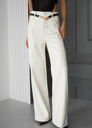 Кожаные брюки novus с идеальной посадкой, декорированы контрастной отстрочкой