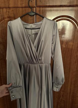 Довга красива сукня пошита на замовлення