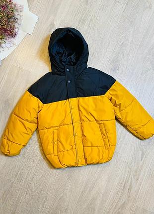 Дитяча куртка для хлопчика 116 см; 134 см та 140 см sinsay в жовтому кольорі