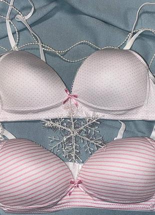 Комплект бюстгальтерів