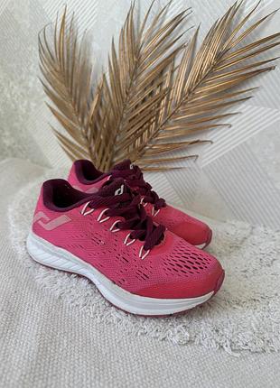 Кросівки рожеві 27-28 розмір, кросівки для дівчинки 17 см