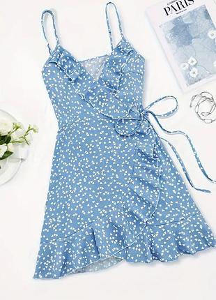 Жіноча літня сукня