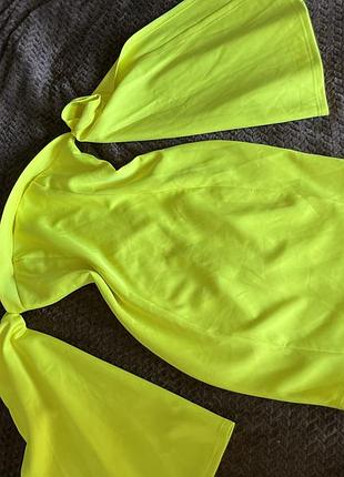 Гарна сукня