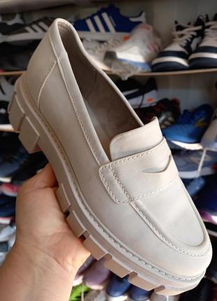 Лофери catwalk