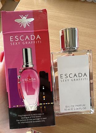 Escada sexy graffiti