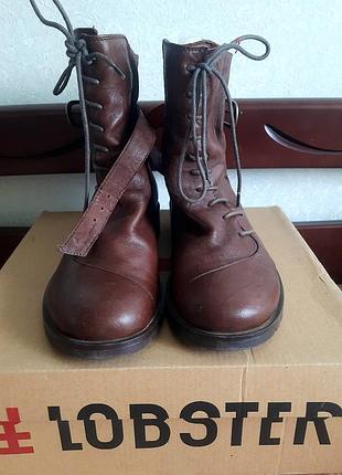 Продам свої класні осінні боти
lobster, 37 р- р з натуральної шкіри