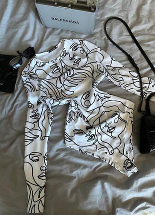 Жіноче боді з візерунками