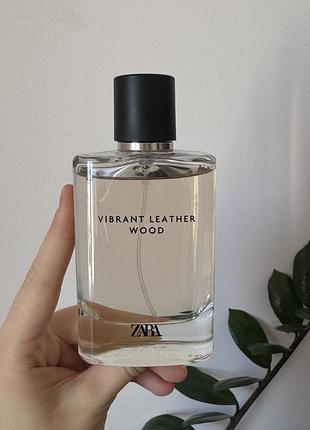 Мужской парфюм vibrant leather wood 100 ml от zara.