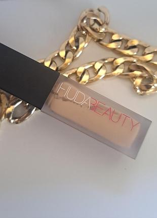 Huda beauty #fauxfilter luminous matte liquid concealer – 2.7n coconut flakes консілер коректор