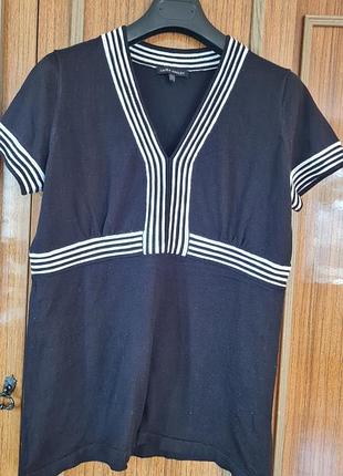 Новый английского бренда свитерик