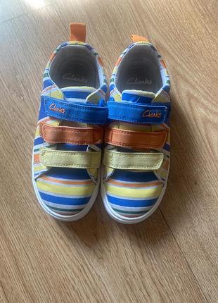 Кеди дитячі clarks