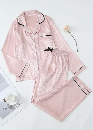 Леопардова атласна піжама