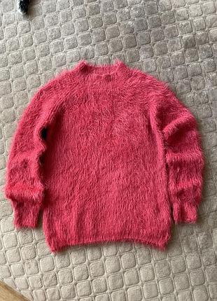 Теплий пухнастисвітер