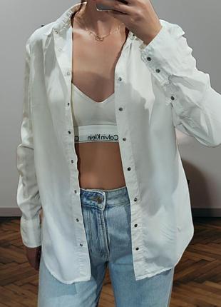Белая базовая рубашка удлиненная блуза calvin klein