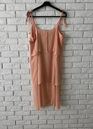 Сукня персикового кольору