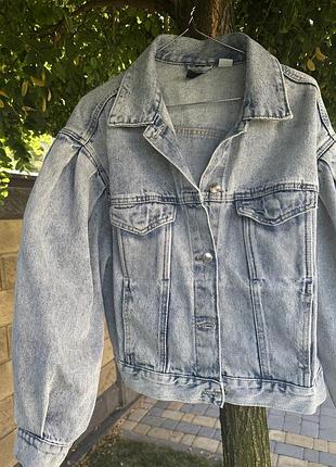 Куртка джинсова