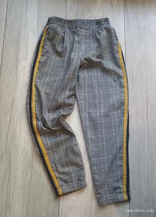 Серые укороченные брюки, брюки с лампасами р.38