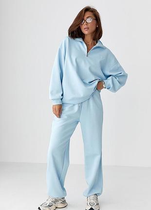 Однотонний спортивний костюм із написом