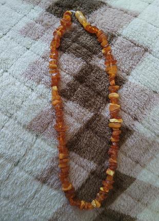 Буси з лікувального бурштину