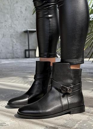 Жіночі шкіряні черевики жокеї