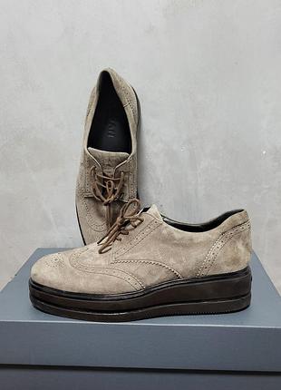 Замшеві жіночі туфлі