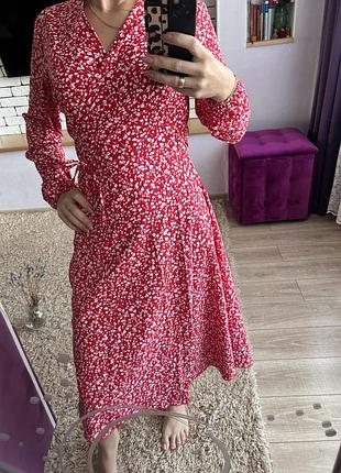 Сукня на запах.