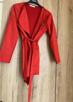 Жіночий кардиган