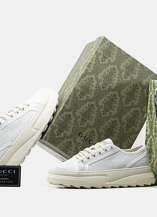 Білі трендові жіночі кеди люкс